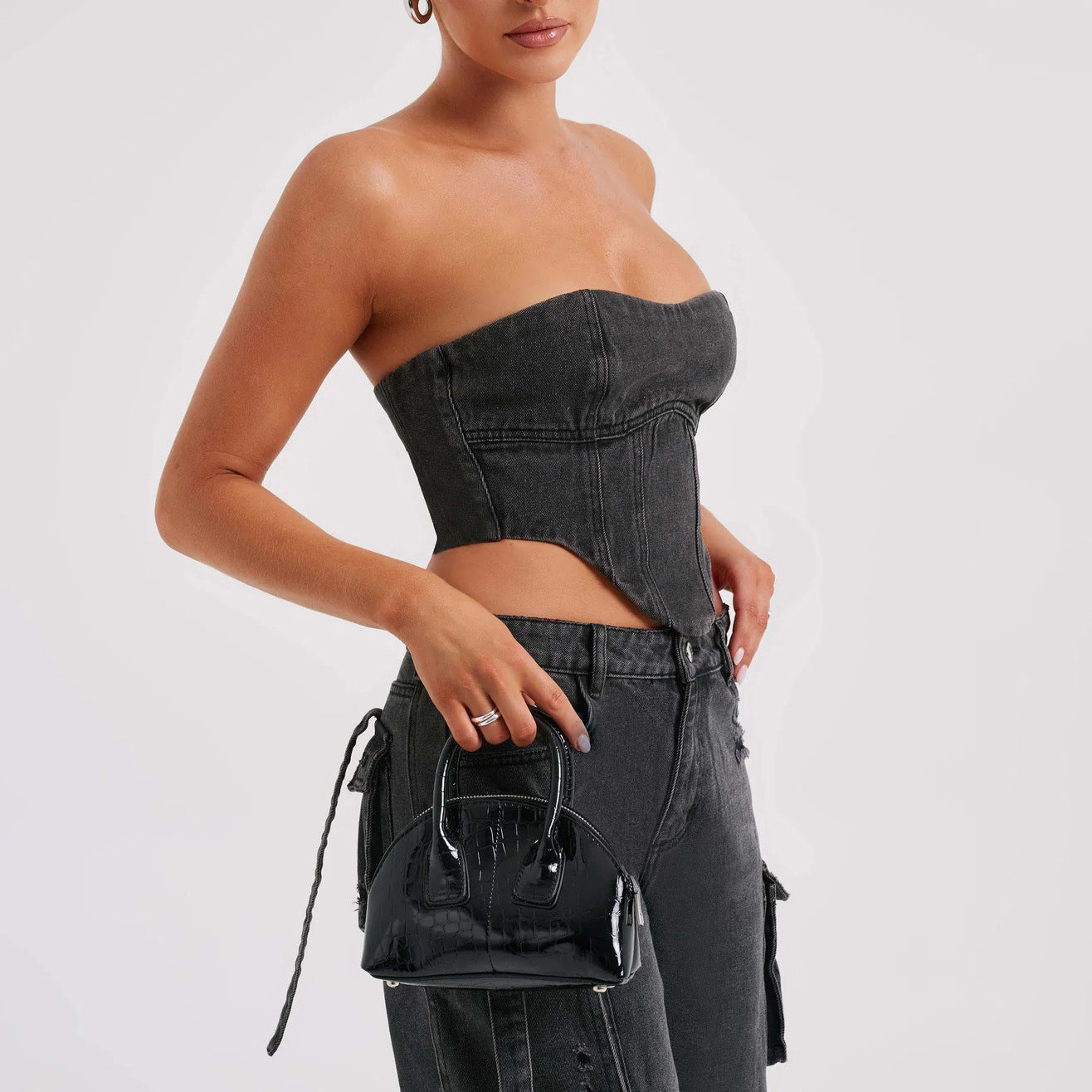 Tanya – Damespak met Lage Taille en Zakstiksel Jeans