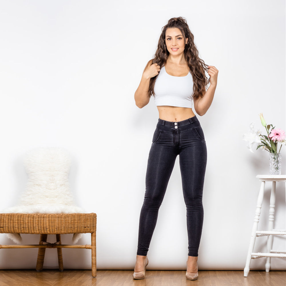 Barbara – Booty Lifting Yogabroek voor Vrouwen in Zwart