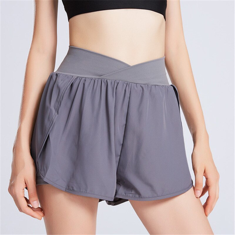 Vanessa – Luchtige Vegan Leren Gymshorts voor de Zomer
