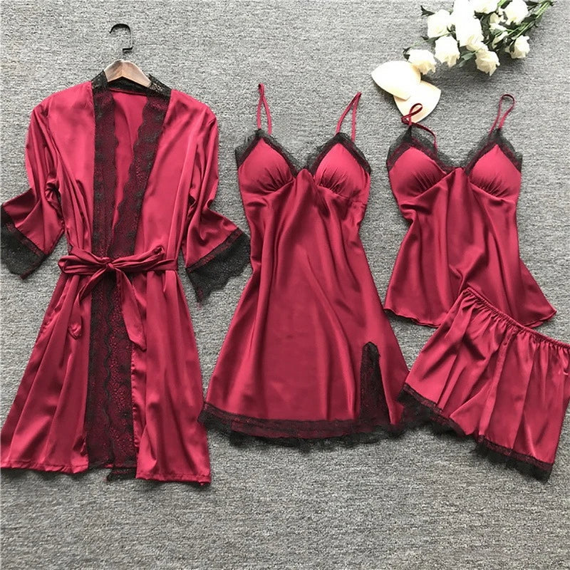 Andrea – Satijnen Pyjama-Set