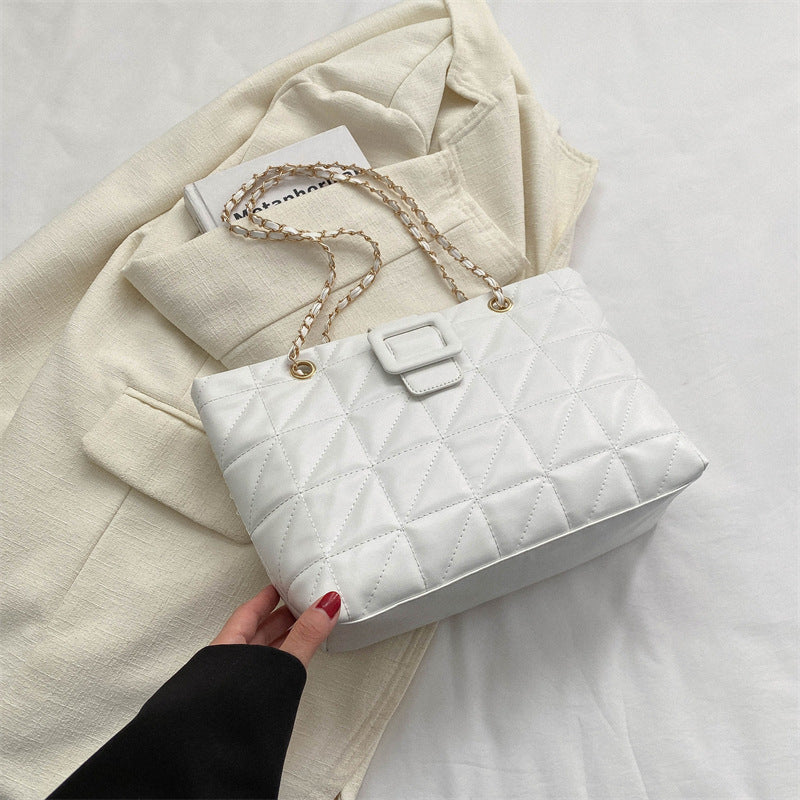 Melissa – Trendy Schoudertas in Chanel-Stijl met Ruitpatroon en Ketting