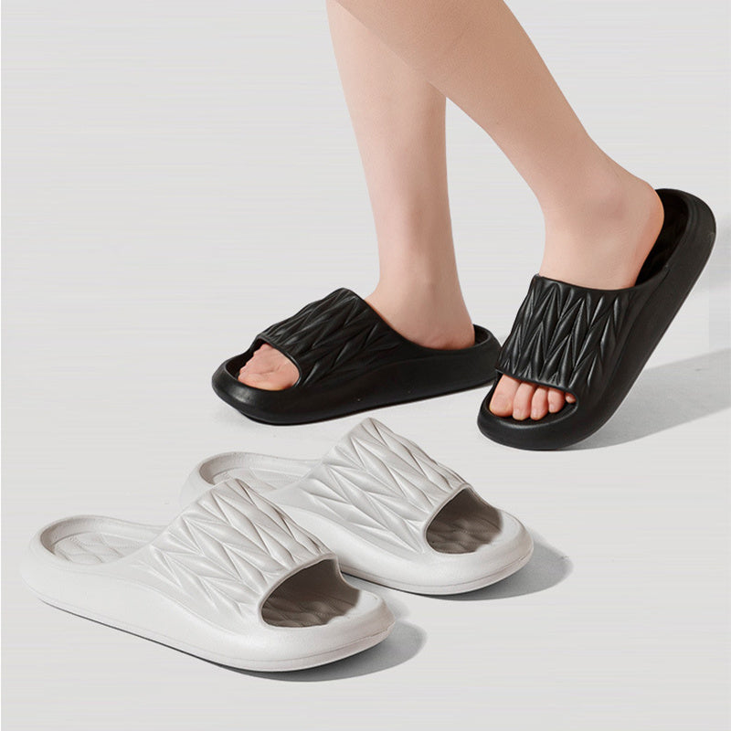 Sharon – Rutschvaste Zomerslippers met Bladstructuur