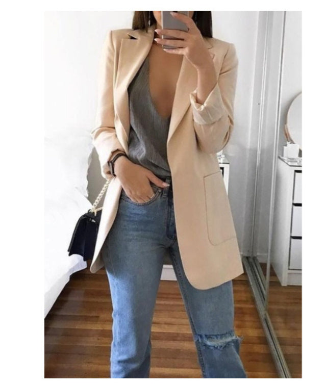 Janet – Slanke Damesblazer met Klassiek Karo-Muster
