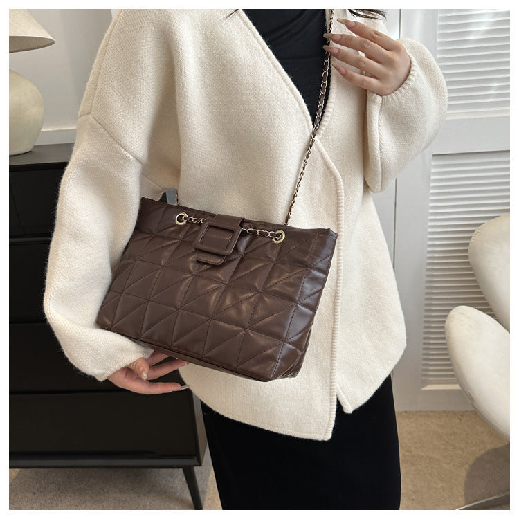 Melissa – Trendy Schoudertas in Chanel-Stijl met Ruitpatroon en Ketting