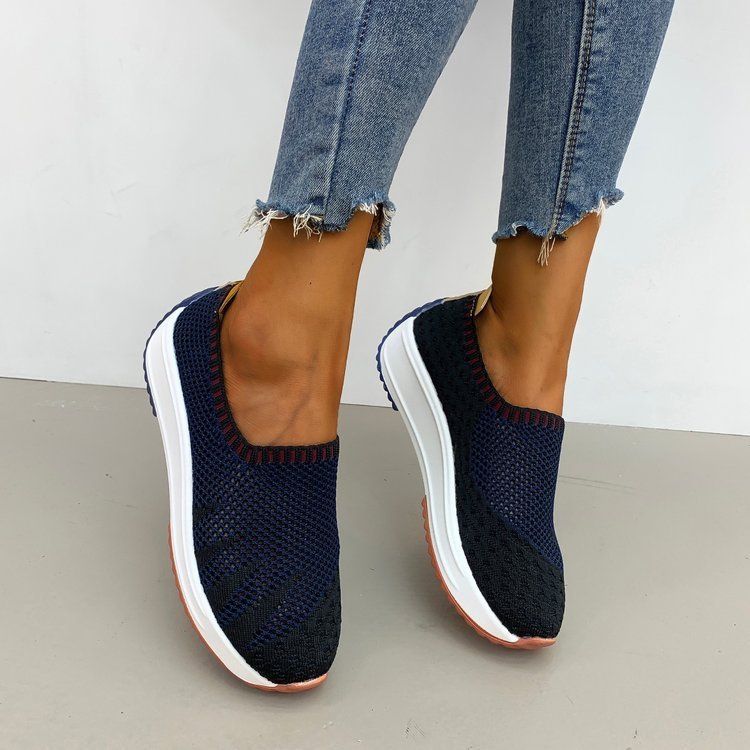Amy – Ademend Flyknit Sneakers met Sleehak