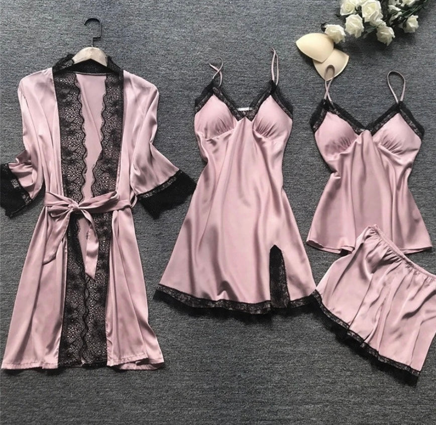 Andrea – Satijnen Pyjama-Set