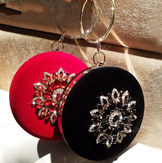 Natasha – Kleine ronde avondtas met diamantenring