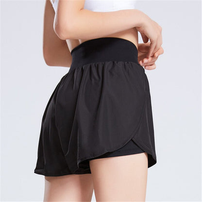 Vanessa – Luchtige Vegan Leren Gymshorts voor de Zomer