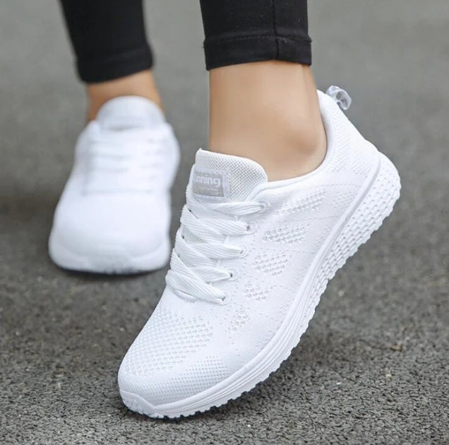 Nicole – Sportieve Damessneakers
