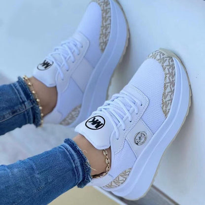 Joanne – Dicksohlige Damesneakers met Kleurenblok en Ronde Neus