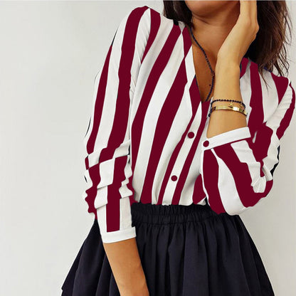 Carly – Herfstachtige Damesblouse voor op kantoor