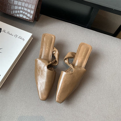 Gillian – Stijlvolle Puntige Dames Slip-On Mules Middenhak