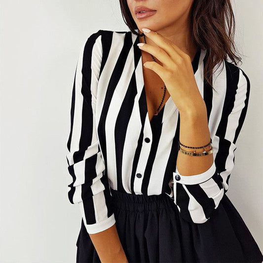 Julie – Elegante Damesblouse in Casual Stijl