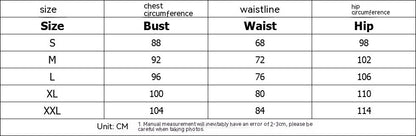 Robyn – Elegante Dameskostuum met Knopen