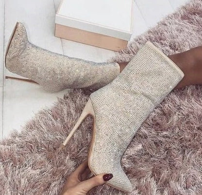 Tanya – Dameslaarzen met Puntige Neus en Stilettos