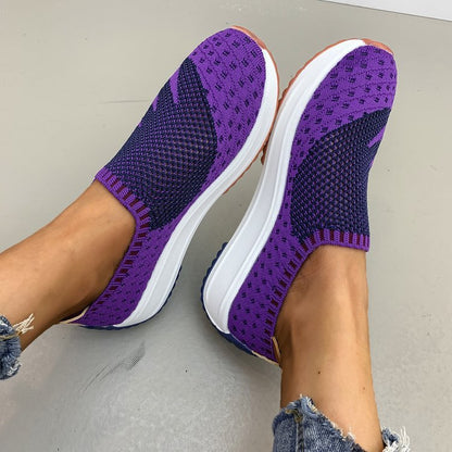 Amy – Ademend Flyknit Sneakers met Sleehak