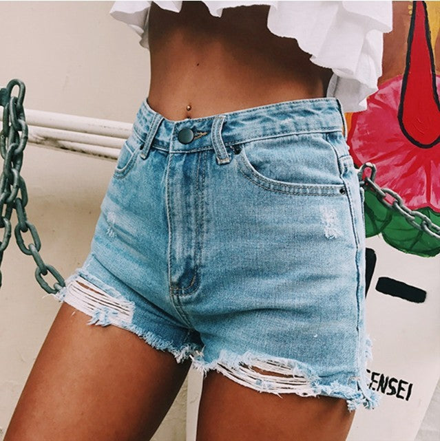 Sharon – Retro Dames-Jeans-Shorts met Rissen