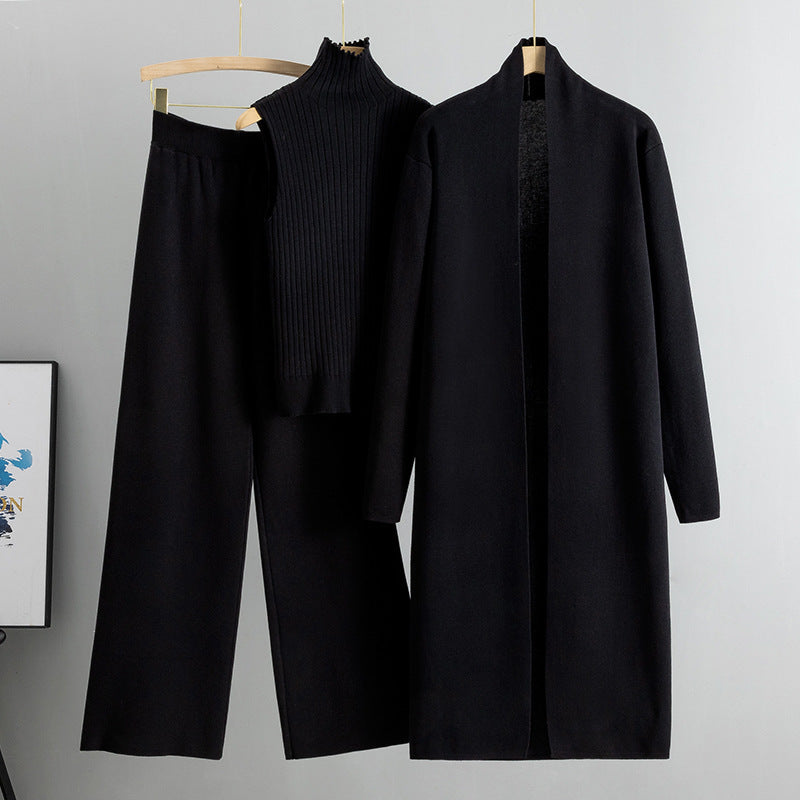 Elizabeth – Gebreid Set met Vest, Cardigan en Broek