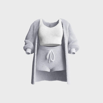 Jane – Drieledig Fluffy Set met Spaghettibandjes Top en Shorts