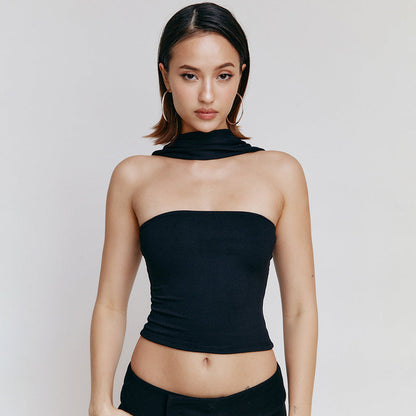 Lucy – Elegant, eenvoudig, strapless top met eenzijdige snit voor dames