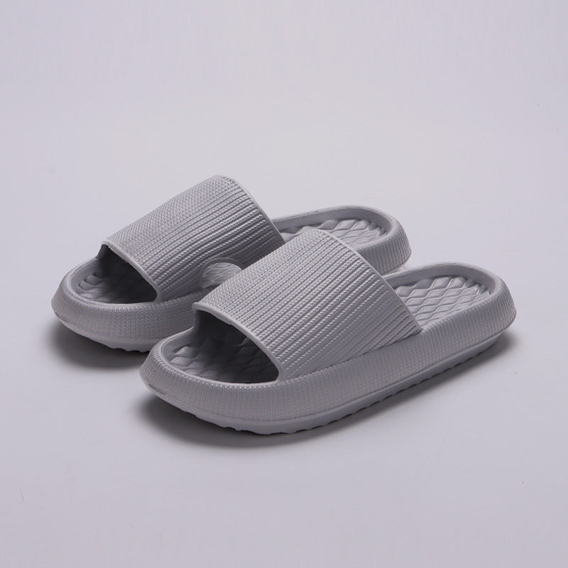 Brenda – Vegan leren slippers met ruitpatroon en antislipzool
