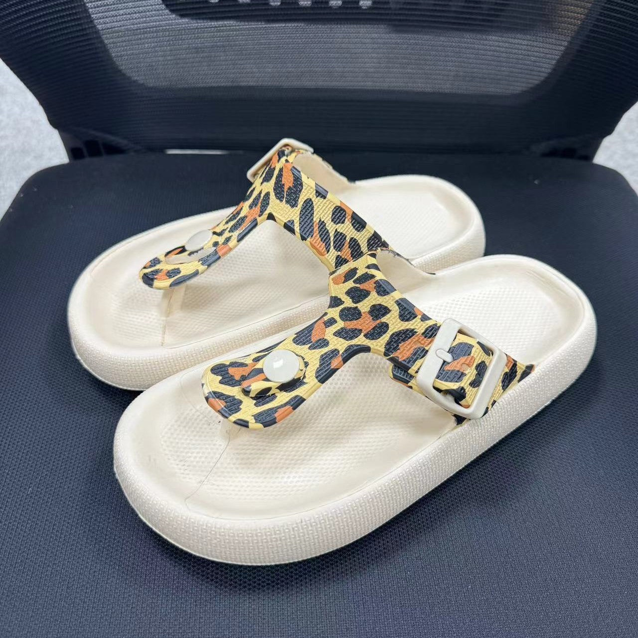 Sophia – Comfortabele Damesslippers van Premium Vegan Suède