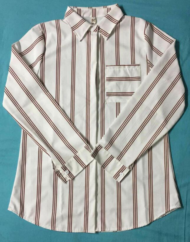 Rachael – Damesblouse met losse strepen en lange mouwen