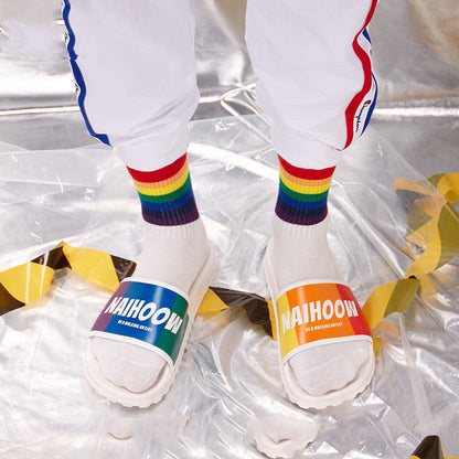 Leanne – Regenbogen Kunststoffsandalen für Damen