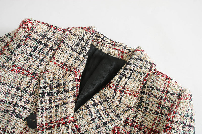 Zoe – Damesblazer met Klassiek Ruitpatroon
