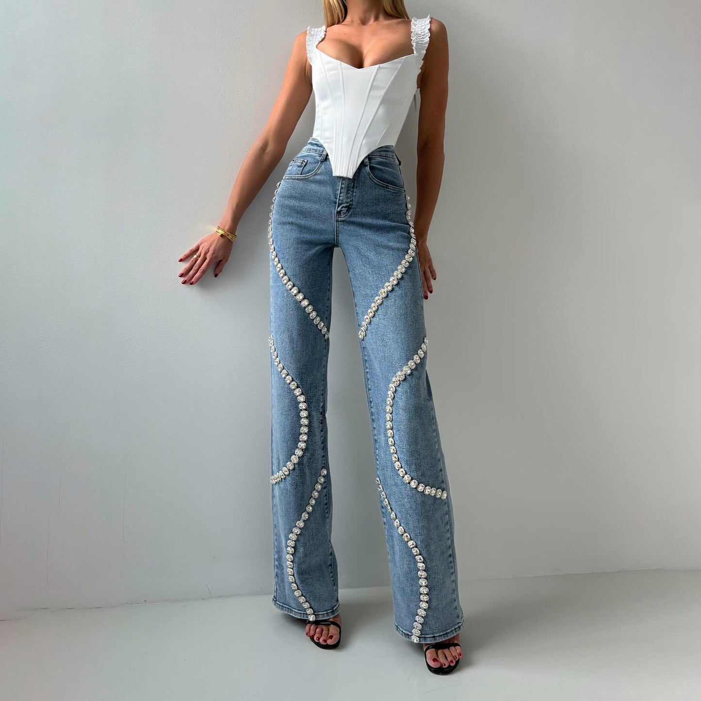 Phoebe – Rechte Damesjeans met Strass-Design