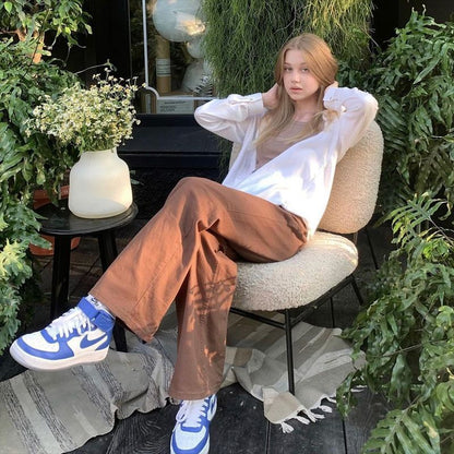 Leslie – Retro Damesjeans in Effen Bruin