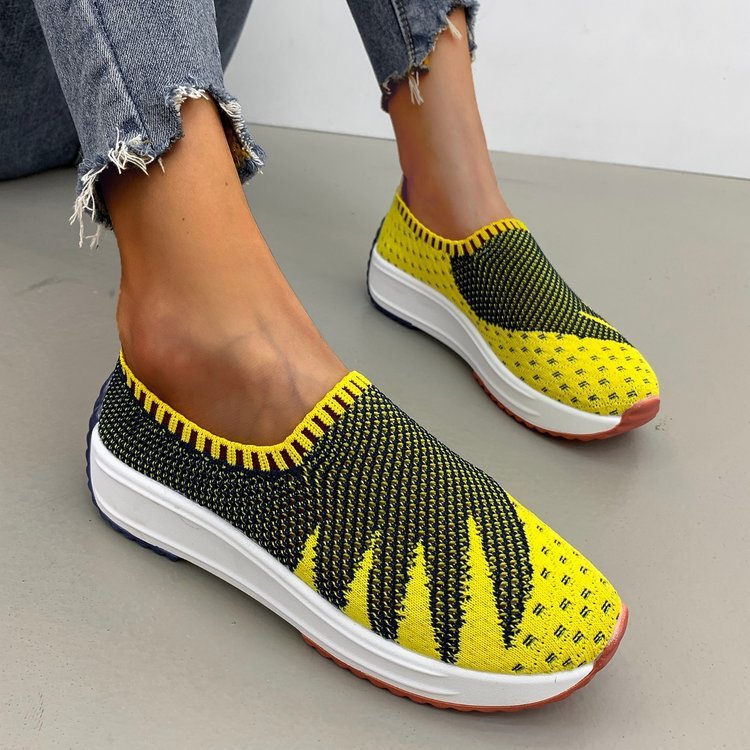 Amy – Ademend Flyknit Sneakers met Sleehak