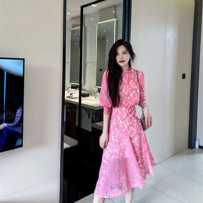 Tanya – Hoogwaardige Rok met Kant en Borduurwerk