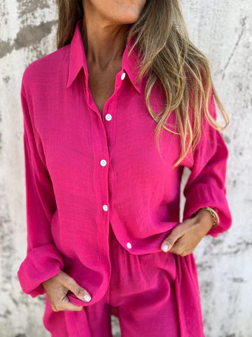 Amelia – Luchtige Damesoutfit met Lange Mouwen Shirt en Elastische Shorts