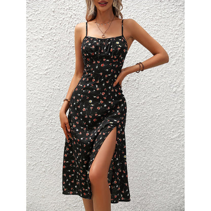 Natasha – Zomerse Lange Jurk met Stippenpatroon en Verleidelijke Split