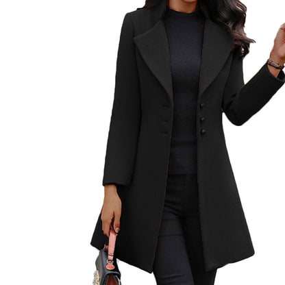 Wendy – Slim-Fit Damesmantel met Reverskraag