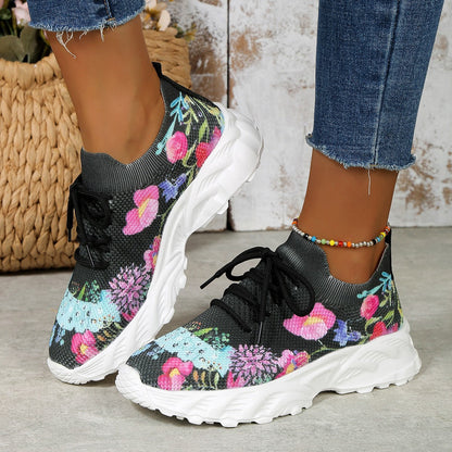 Georgina – Ademend Dames Sneaker met Bloemenpatroon