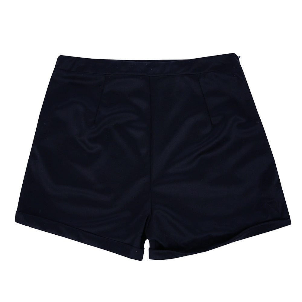 Heather – Verleidelijke Dames Short met Sierknopen