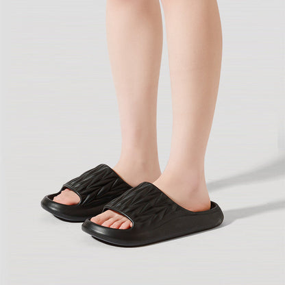 Sharon – Rutschvaste Zomerslippers met Bladstructuur