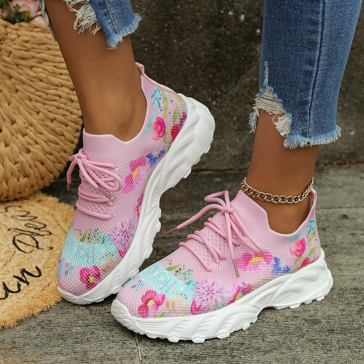 Georgina – Ademend Dames Sneaker met Bloemenpatroon