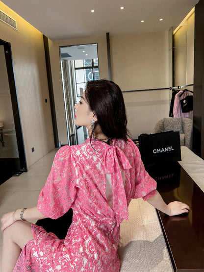 Tanya – Hoogwaardige Rok met Kant en Borduurwerk