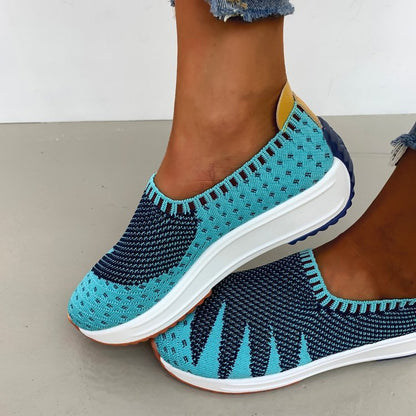 Amy – Ademend Flyknit Sneakers met Sleehak