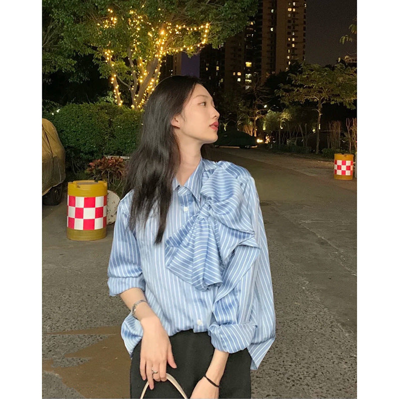 Abigail – Gestreepte Damesblouse met Strik