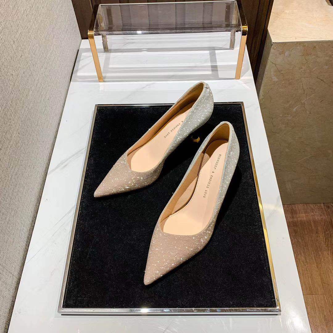 Gabrielle – Kristallen Stilettos met Puntige Neus