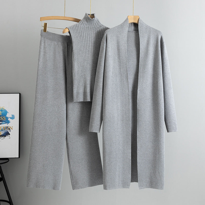 Elizabeth – Gebreid Set met Vest, Cardigan en Broek