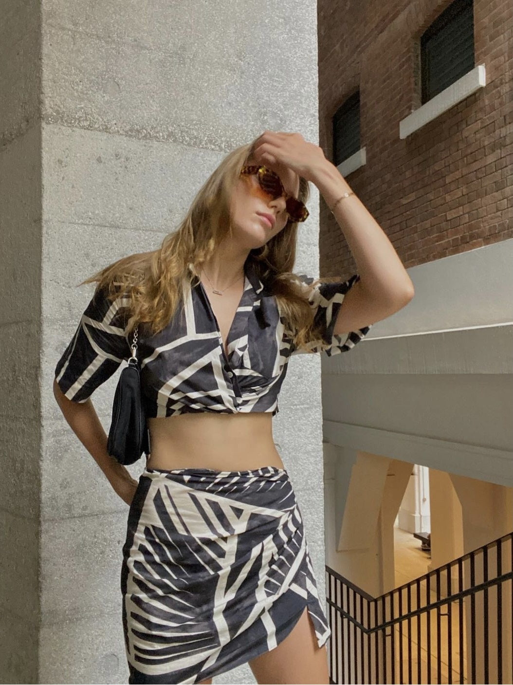 Sara – Sommerliches Design Rockanzug