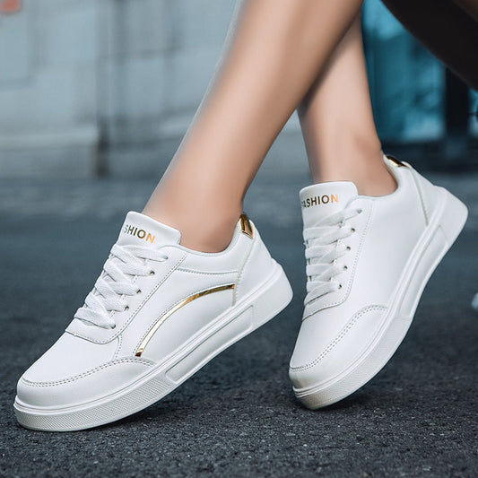 Charlotte – Grote Damessneakers voor de Zomer