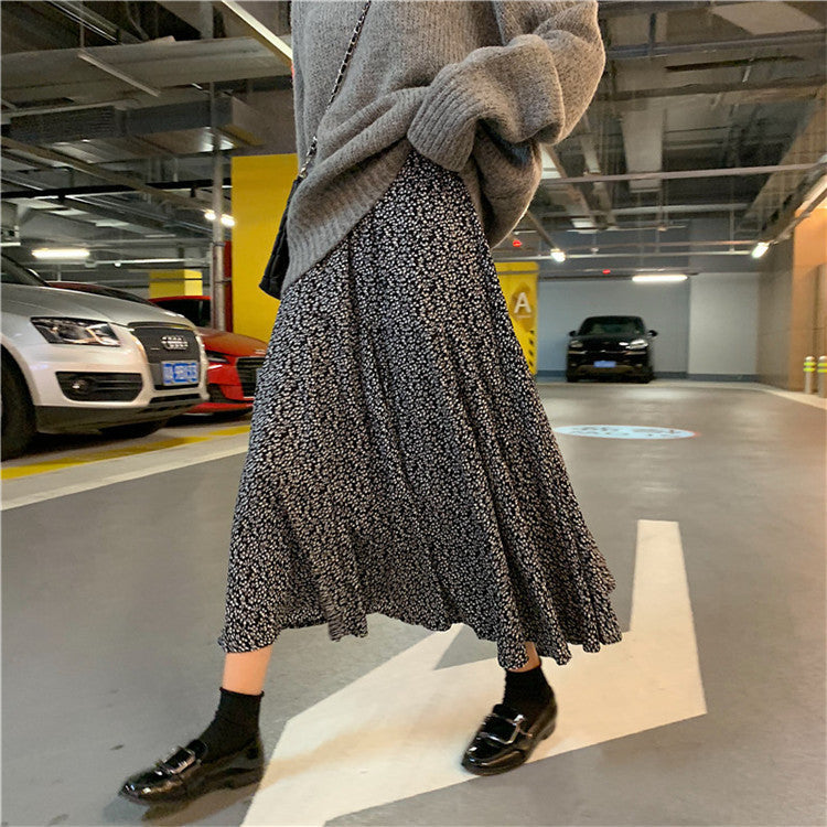 Ann – Luftiger Damenrock mit Blumenmuster