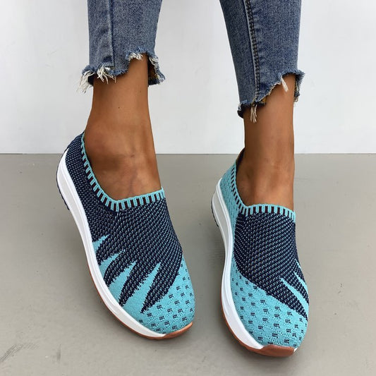 Amy – Ademend Flyknit Sneakers met Sleehak