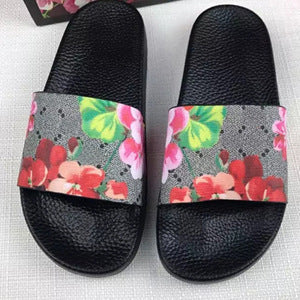 Hayley – Dames Hausschoenen met Bloemenprint en Rubberen Zolen